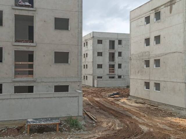 Apartamento para Venda em Criciúma - 4
