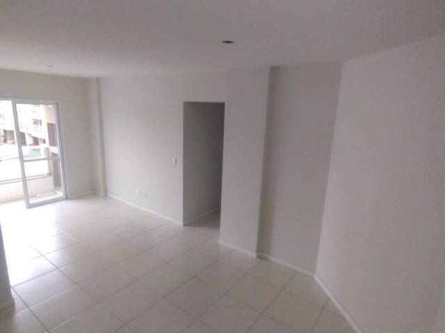 #56 - Apartamento para Venda em Criciúma - SC
