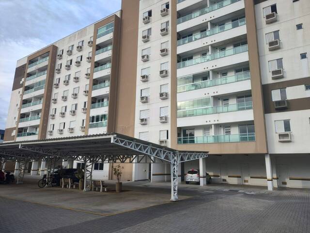 #56 - Apartamento para Venda em Criciúma - SC