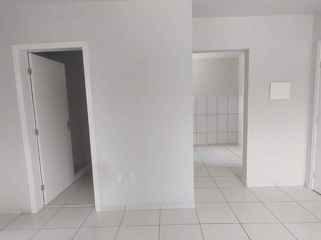 Apartamento para Venda em Criciúma - 4