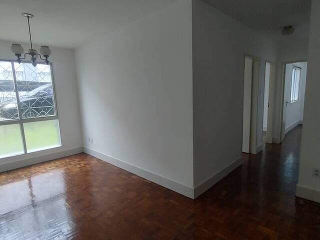 #83 - Apartamento para Venda em Criciúma - SC