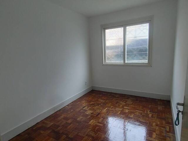 Apartamento para Venda em Criciúma - 5