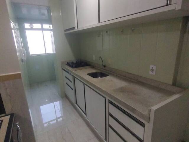 #93 - Apartamento para Venda em Criciúma - SC